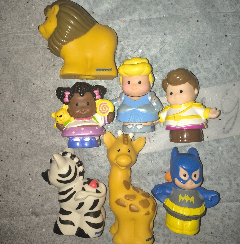 7 Little People In New Condition
